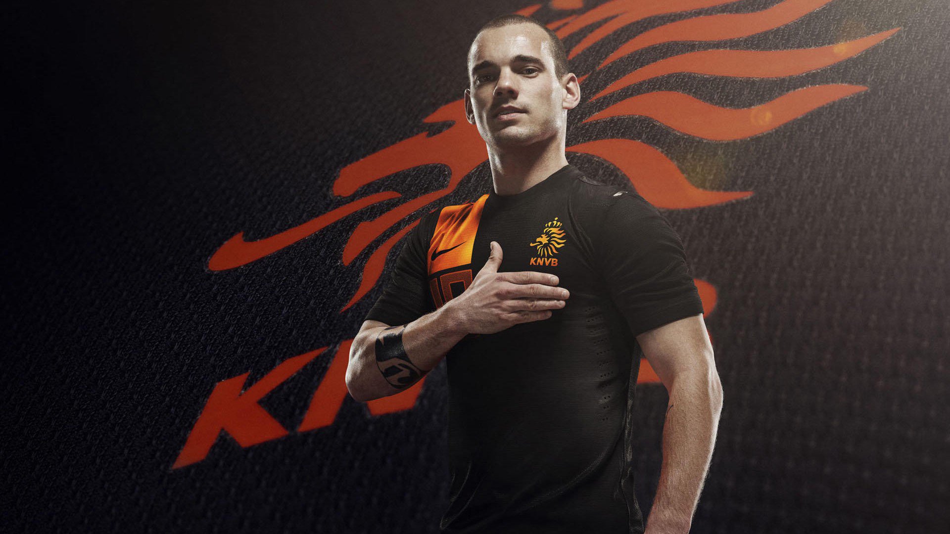 梅西儿子蒂亚戈生日穿巴萨球衣。，蒂亚戈梅西学走路