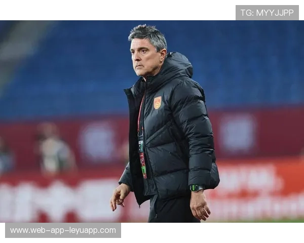 U22国足主帅兵马俑比喻，球员都笑了！，u22国足主帅兵马俑比喻,球员都笑了是真的吗