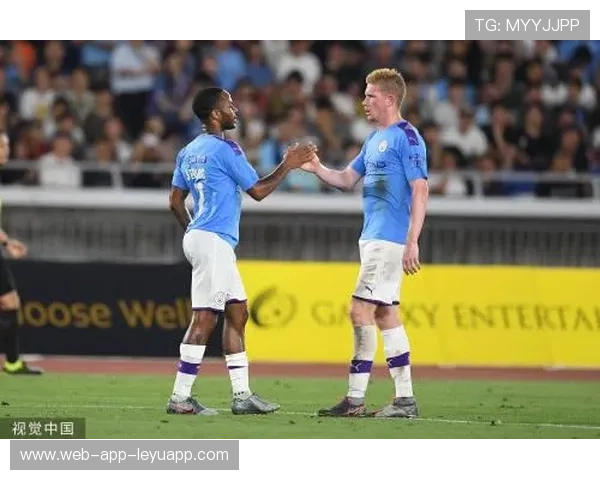 贝尔纳多席尔瓦禁区巧射破门,曼城把细腻踢出来 贝尔纳多席尔瓦禁区巧射破门,曼城把细腻踢出来